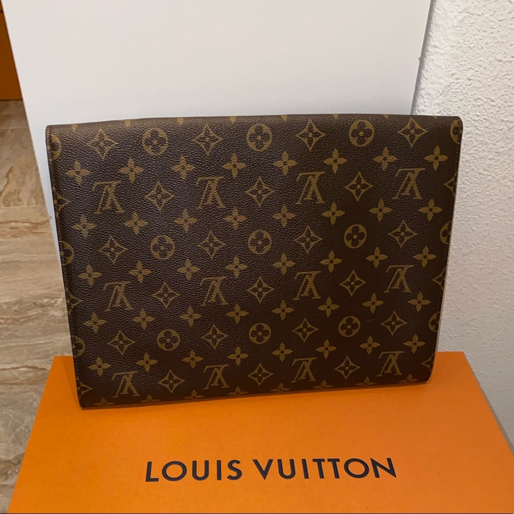 SOLD‼️🎉🥳HP🎉🥳Louis Vuitton vintage Lena Clutch 💕 - Picture 5 of 14